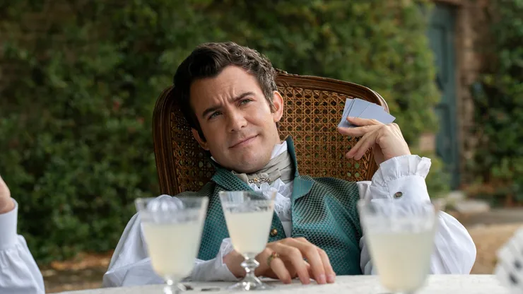 Benedict Bridgerton tiene a alguien en el horizonte que se robará su corazón.