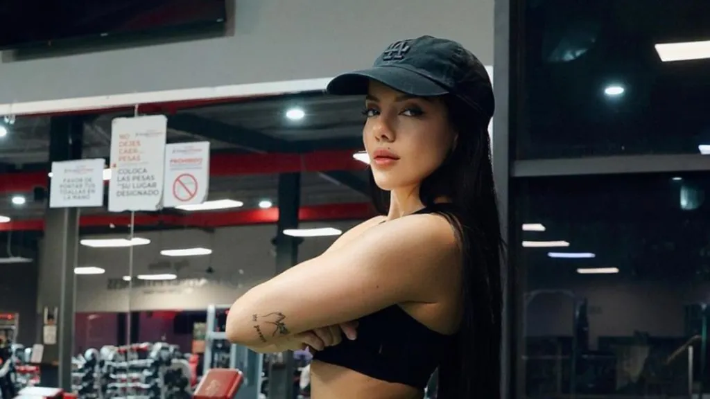 Instagram @dorisjocelynn