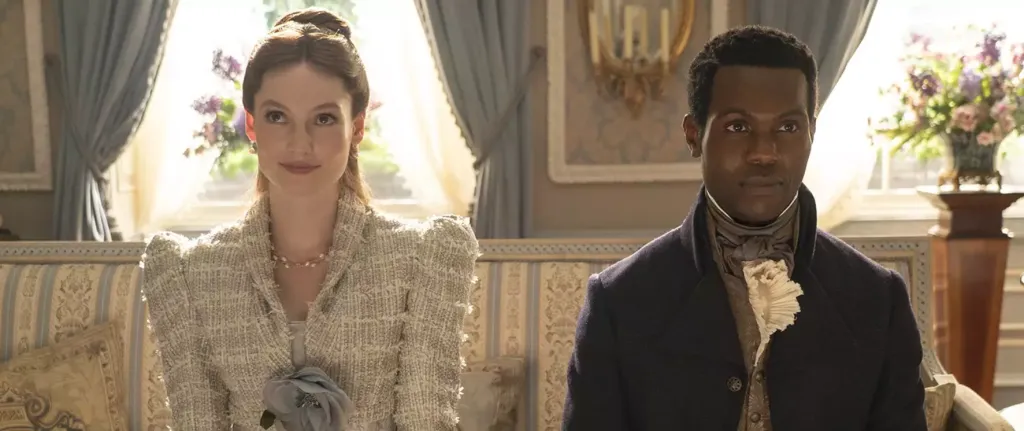 Foto de Francesca y John, quienes han empezado a tratarse en la temporada 3 de la serie.magen: People.com.