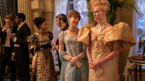 Cressida (a la izquierda), todavía no tiene un pretendiente seguro en la serie.