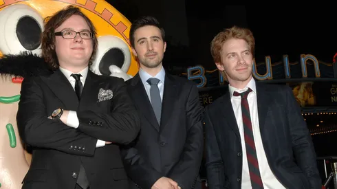 Clark Duke, Josh Zuckerman y Seth Green son parte de esta divertida cinta.