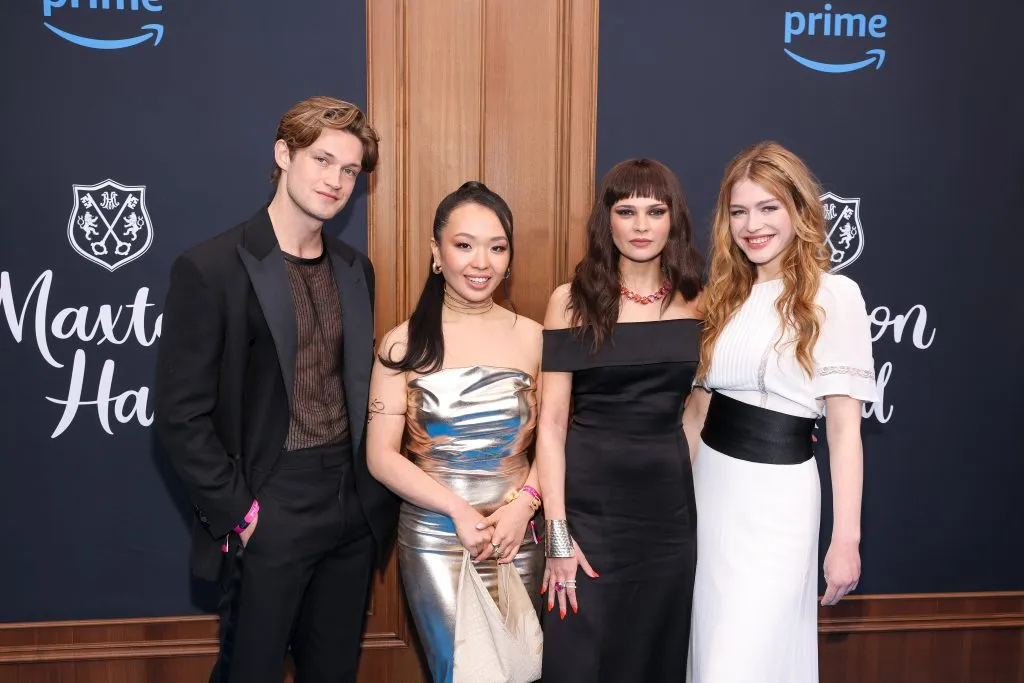 Damian Hardung, Andrea Guo, Harriet Herbig-Matten y Sonja Weißer asisten al estreno berlinés de Maxton Hall en el Zoopalast el 23 de abril de 2024 en Berlín, Alemania. Imagen: Getty Images.