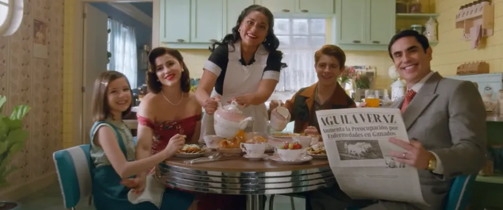 La vida de Consuelo parece ser perfecta, pero eso está a punto de cambiar. Imagen: @vix.