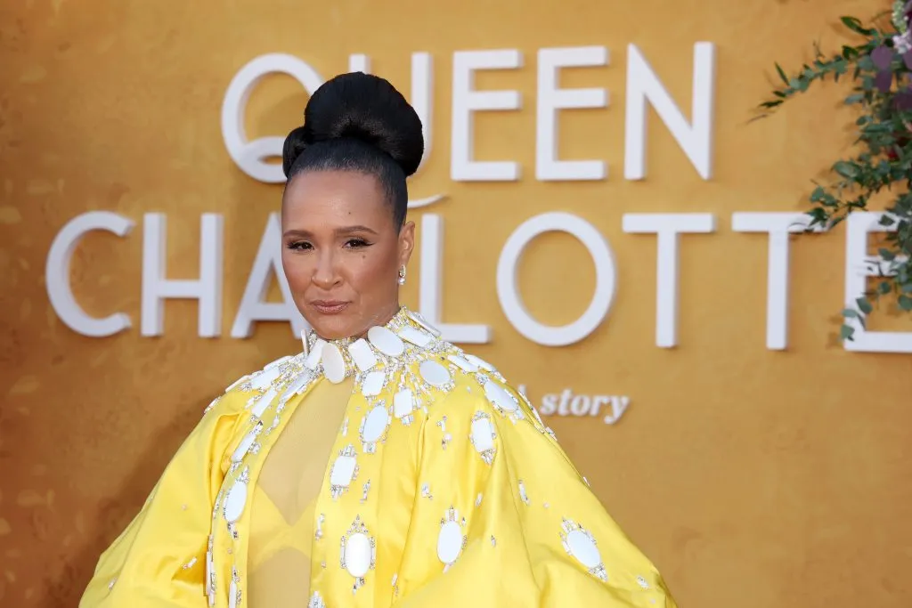 Golda Rosheuvel asiste al estreno mundial de La Reina Charlotte: Una historia de Bridgerton, en el Regency Village Theatre el pasado 26 de abril de 2023, en Los Angeles, California. Imagen: Getty Images.