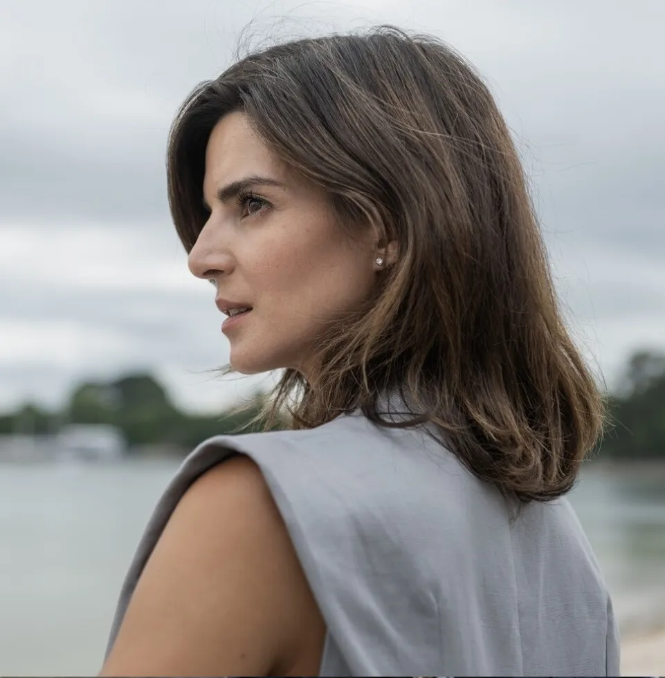 Clara Lago&nbsp;le da vida a Ana en la serie furor de Netflix.