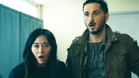 Los rostros de Kimiko y Frenchie nos representan a todos, luego de ver la explícita escena del sauna.