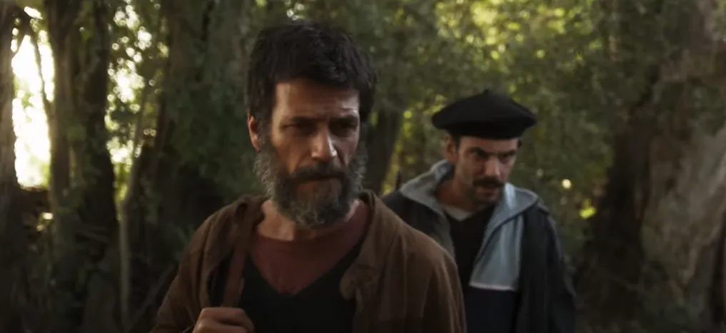 Pedro y Jimi deben lucgar juntos contra un mal que no comprenden. Imagen: Cinépolis Distribución.