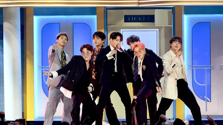 Un integrante de BTS terminó el servicio militar.