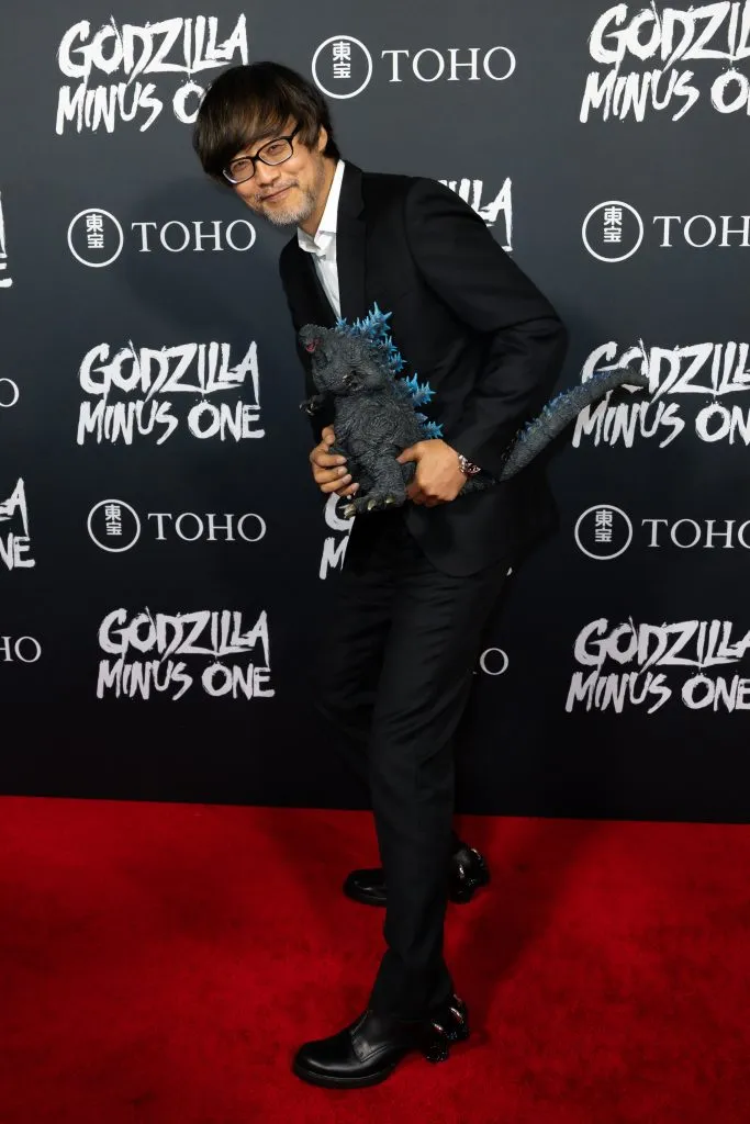 Takashi Yamazaki asiste al estreno en Los Ángeles de Godzilla Minus One de Toho International, en el DGA Theater Complex el 10 de noviembre de 2023 en Los Ángeles, California. Imagen: Getty Images.