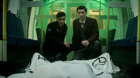 La serie está a la espera de que una segunda temporada sea confirmada por Netflix.