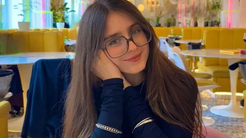 La joven española Roro Bueno es tendencia en redes sociales.