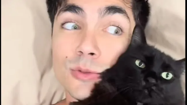 Sian y Kitty (Instagram @sian_oficial)