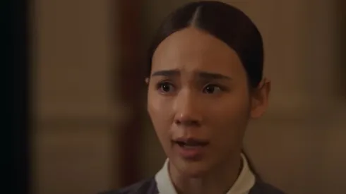 La vida de Kaimook jamás fue la misma desde que entró a trabajar para el Sr. Roongroj.