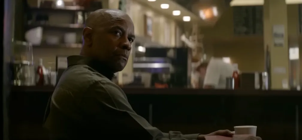 Robert McCall es un combatiente que destaca por su inteligencia. Imagen: @sonypictures.