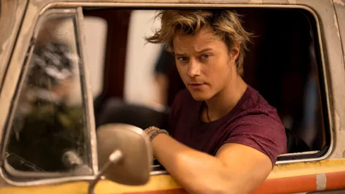 Rudy Pankow interpreta a JJ en la serie.