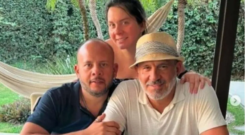 Medios hermanos de Arath de la Torre (Instagram @villanuevapaty)