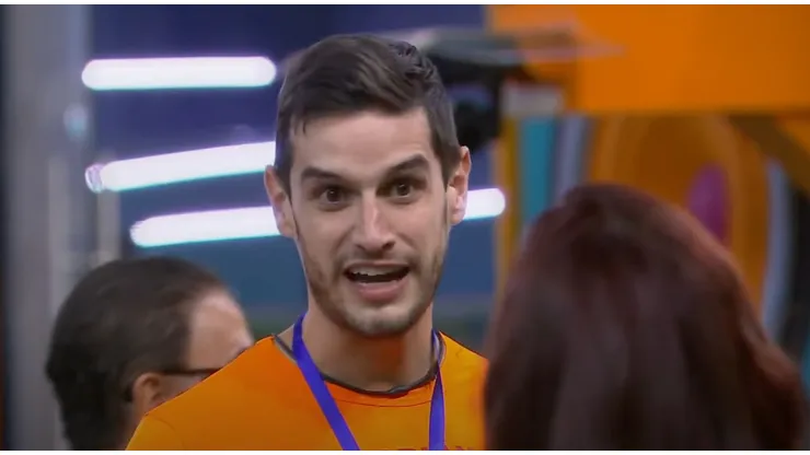 Adrián Marcelo se burla de Gala en La Casa de los Famosos México 2024.