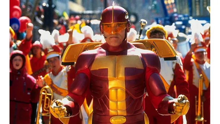 Arnold Schwarzenegger como Turbo Man en la película "Jingle All The Way".
