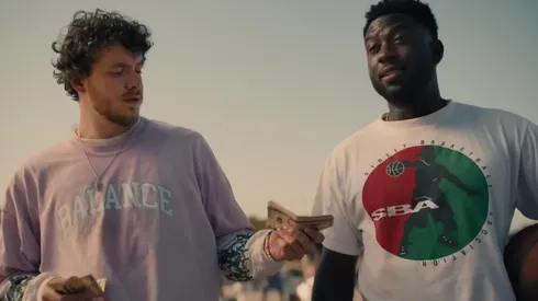 Los blancos no saben saltar.