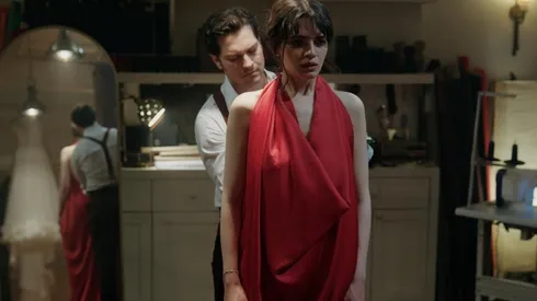 Çağatay Ulusoy y Şifanur Gül.