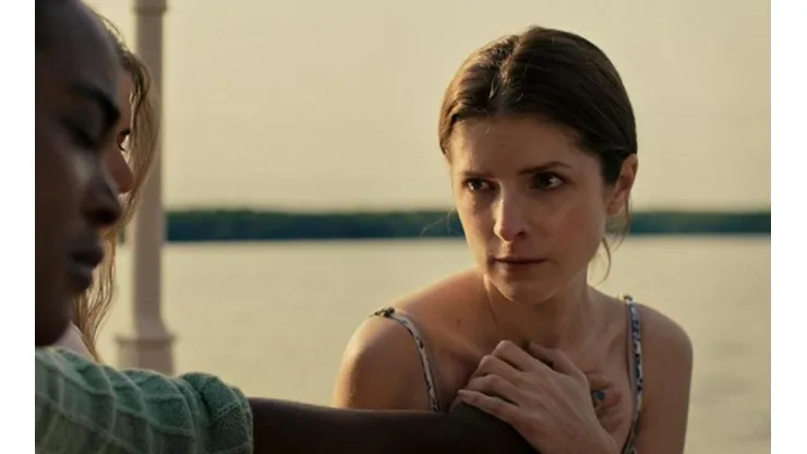 Anna Kendrick en Alice, Darling