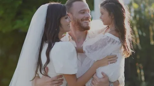 Los protagonistas de Love is in the air