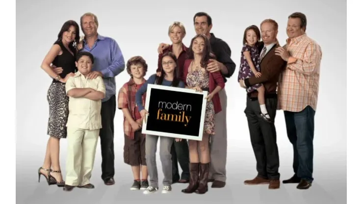 5 series parecidas a MODERN FAMILY que DEBES VER en NETFLIX.