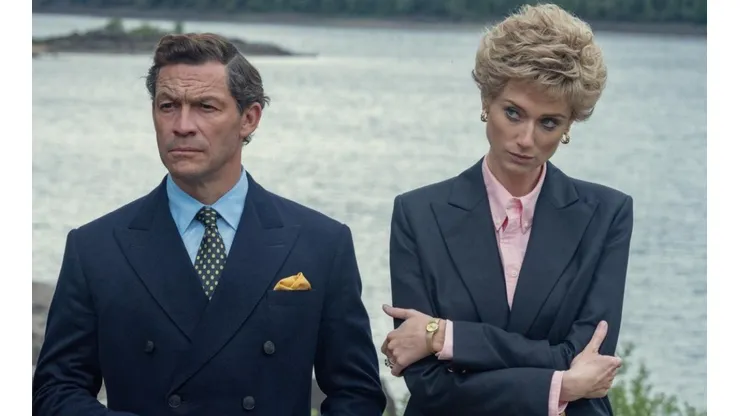 Dominic West y Elizabeth Debicki