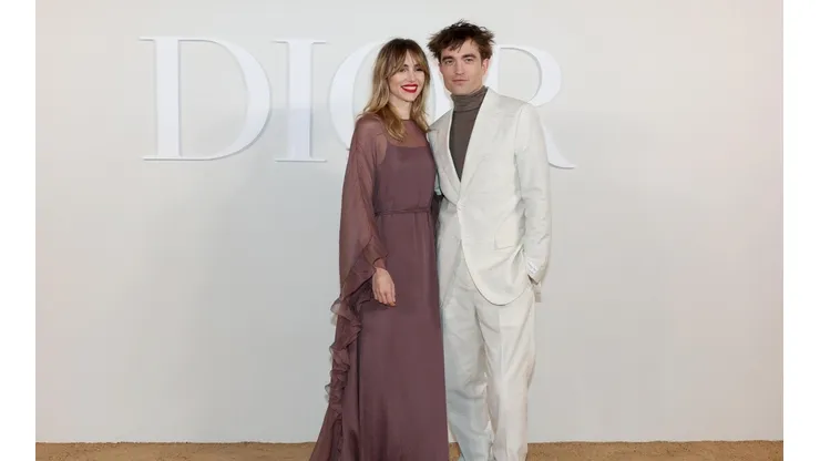 Suki Waterhouse y Robert Pattinson