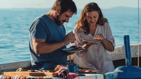 Naomi Krauss y más: reparto de Muy lejos de aquí, la nueva película furor en Netflix.