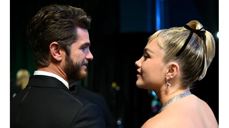 Andrew Garfield y Florence Pugh.