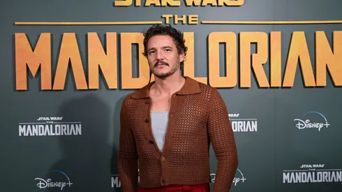 Pedro Pascal protagoniza la tercera temporada de The Mandalorian en Disney+.