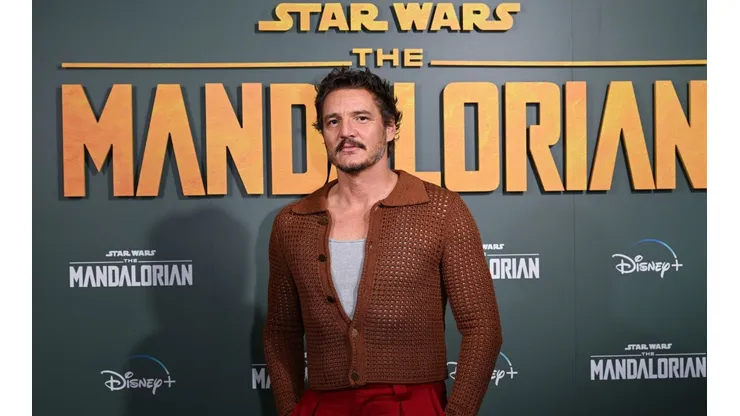 Pedro Pascal protagoniza la tercera temporada de The Mandalorian en Disney+.