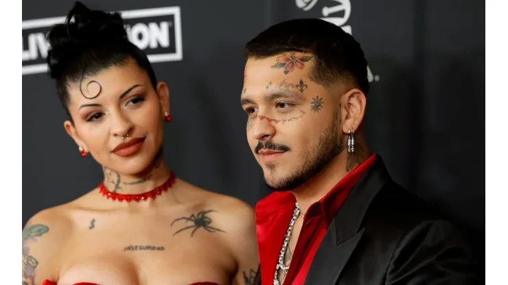 Christian Nodal y Cazzu en el Person of the Year Gala