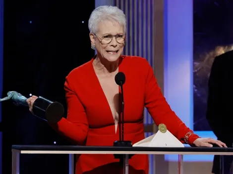 Jamie Lee Curtis le dio un beso en la boca a Michelle Yeoh tras ganar un SAG Award