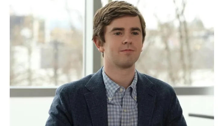 Freddie Highmore como Shaun Murphy
