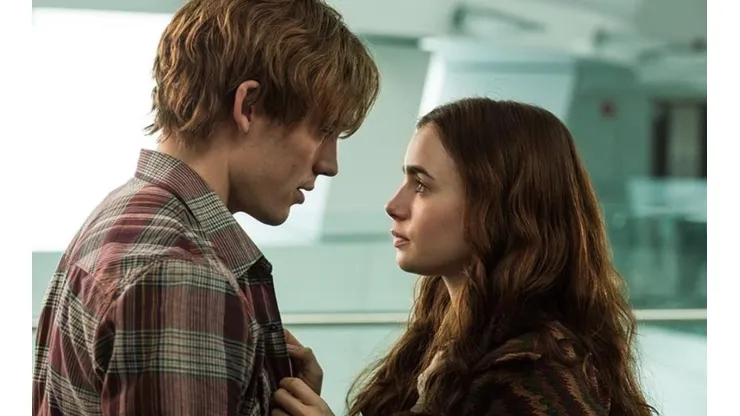 La cinta del 2014 está protagoniza también por Sam Claflin