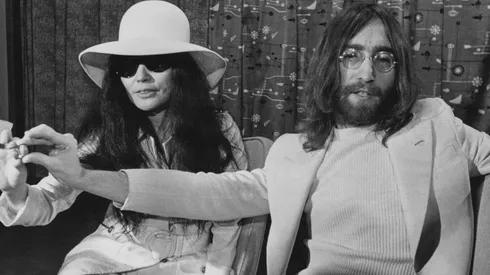Yoko Ono y John Lennon se conocieron en 1966 y fueron inseparables durante 14 años