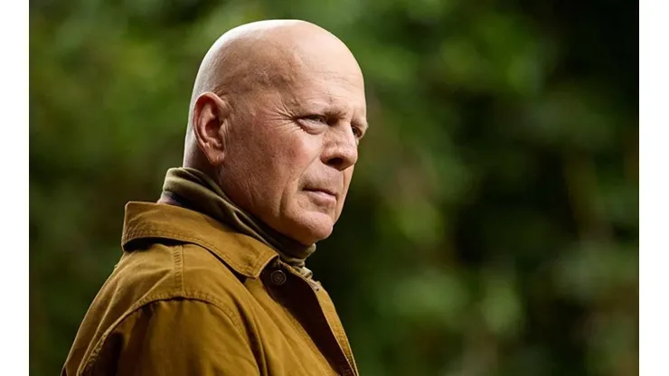Bruce Willis en La Fortaleza (2021)