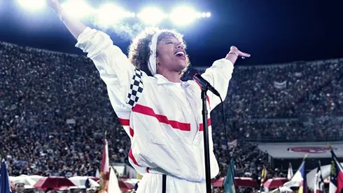 La biopic fue dirigida por Kasi Lemmons y escrita por Anthony McCarte (Los dos Papas)