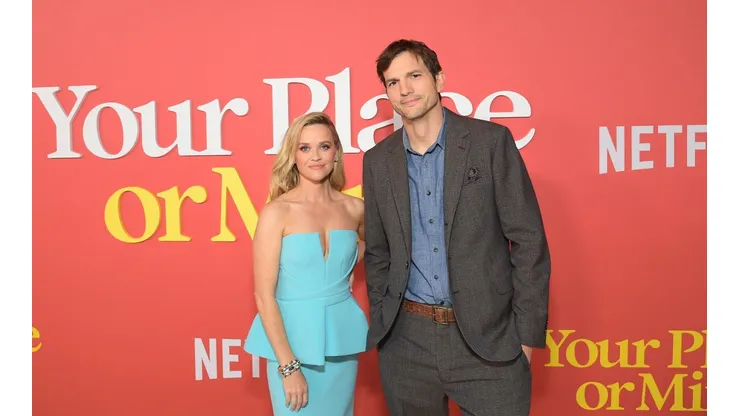 Ashton Kutcher y Reese Withperson promocionando Tu casa o la mía