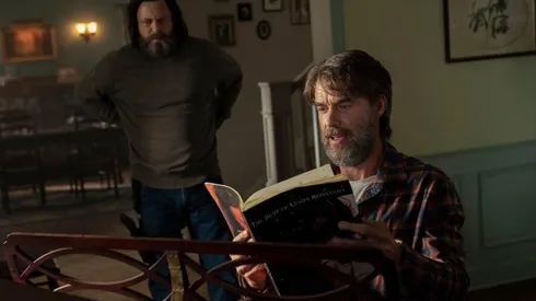 Murray Bartlett interpreta a Frank en The Last of Us.