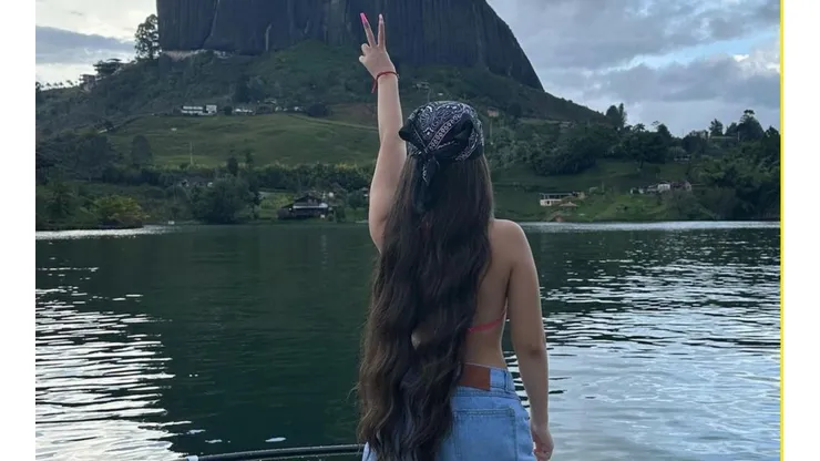 Laura Sofía se volvió viral tras un video afuera de una escuela