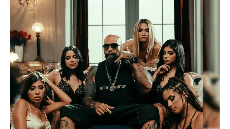 Babo emocionó a sus fans con una nueva canción al lado de Kelly Medanie