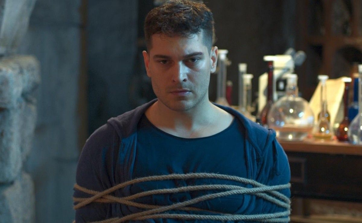 La imponente y fantasiosa serie turca de Netflix que te quitará el ...