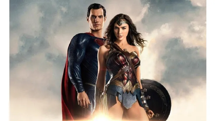 Confirman si Henry Cavill y Gal Gadot estarán como Superman y Wonder Woman en The Flash.