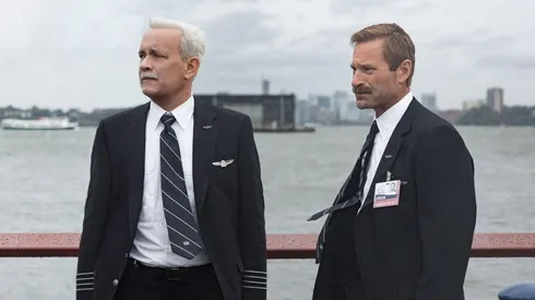 Tom Hanks protagonizó Sully, la película biográfica de Chesley Sullenberger.