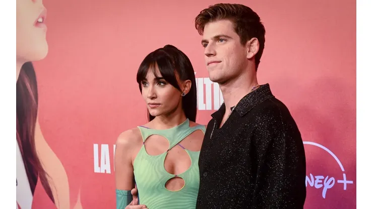 Aitana y Miguel Bernardeau protagonizan La Última en Star+.