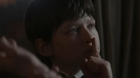 Fflyn Edwards es Elliot