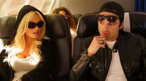 Lily James y Sebastian Stan protagonizaron Pam & Tommy.